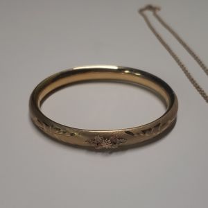 Bracelet and necklace